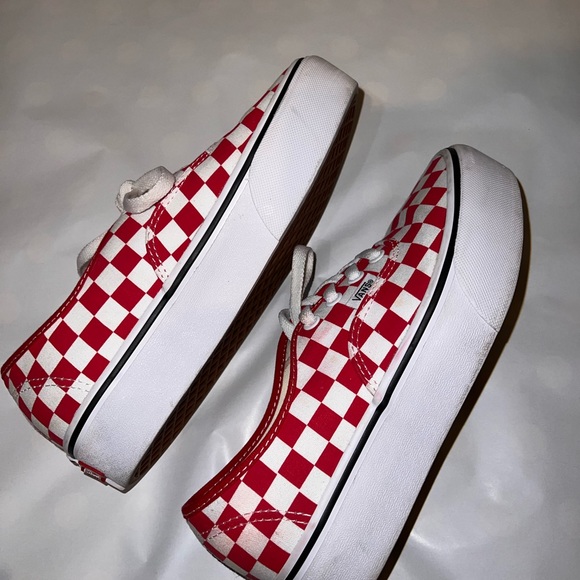 Vans - Picture 4 of 10